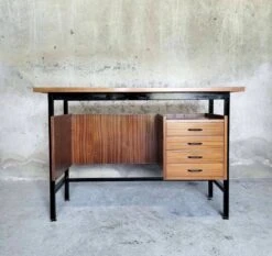 Modernist Desk "Alasia" -Room Fold Zone 5d9cbc81 b74e 4140 8db5 a941b3a614e9