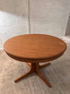 Baumann Dining Table -Room Fold Zone 5e1584a7 d25a 4aba 811f 24bc92f267c2