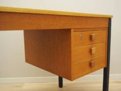 Ash Desk, Danish Design, 1970s, Manufacturer: Domino Møbler -Room Fold Zone 5f38439d 20c3 4c28 9118 310aad584d86