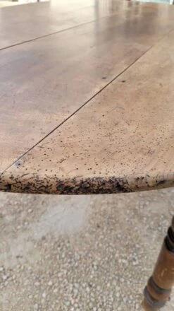 Oval Burgundy Farm Table In Solid Oak 19th -Room Fold Zone 606062e0 33ca 4dd3 9dd1 ae6772839d17