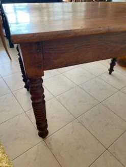 Farm Table Turned Legs -Room Fold Zone 62e6ee42 d95c 441a 844b ecef0660e30d