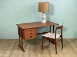 Scandinavian Teak Desk From The 60s -Room Fold Zone 63d1fa94 7b66 485f a04b b56b0733faa2