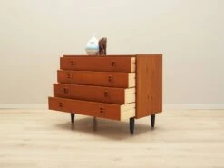 Teak Chest Of Drawers, Danish Design, 1970s, Production: Denmark 29 Teak Chest Of Drawers, Danish Design, 1970s, Production: Denmark -Room Fold Zone 6434d194 0b22 4a1e ae68 c93d65515ecf