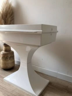 Dressing Table From The 70s, From The Flair Brand, Prisunic -Room Fold Zone 644fe83d 800e 41a2 93f0 7c47f2b069b2