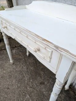 Dressing Table, Office 14 Dressing Table, Office -Room Fold Zone 6493e934 72b1 45d4 8829 507f451509f4