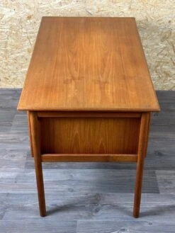 60er 70er Jahre Teak Writing Desk Schreibtisch Von Gunnar Nielsen Für Tibergaard -Room Fold Zone 65133ad3 e2d4 4f1f a91e 1c762d3f3d3a