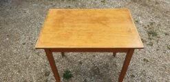 Seventies Solid Beech Table -Room Fold Zone 67d7264c 63b6 42c3 9734 692f0d19f67d
