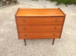 Vintage Teak Veneer Chest Of Drawers From The 60s -Room Fold Zone 6bbac519 8181 48c6 b832 745a332f4359