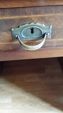 Art Nouveau Desk With Marquetry Top -Room Fold Zone 6ff84fbb 6e5c 4566 8df0 3c2b1ac55141