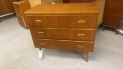 Scandinavian Teak Chest Of Drawers, Sweden, 1950 15 Scandinavian Teak Chest Of Drawers, Sweden, 1950 -Room Fold Zone 719699d4 b8eb 40ad b923 2aa321e56b23