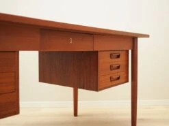 Teak Desk, Danish Design, 1960s, Production: Denmark -Room Fold Zone 71f0b7d8 5412 4e07 a3dd 0bca5460dbb2