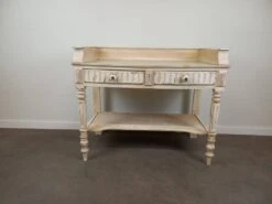 Weathered Dressing Table -Room Fold Zone 733e674e 7486 4a48 abf0 88e4785499c4
