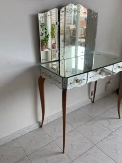 Venetian Dressing Table Mirror 1950s -Room Fold Zone 7385446e f2e9 45ff 9f01 ada041f2be6e