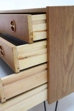 1960s Upcycled Oak Chest Of Drawers, Denmark -Room Fold Zone 7448292b 50ed 4e39 9bca aafdd75ce267