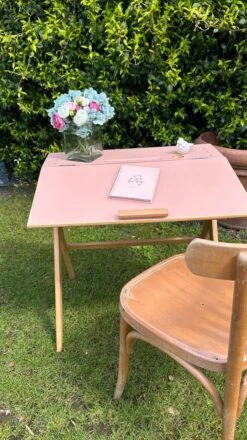 Children's Desk With Compass Feet -Room Fold Zone 7726e69b 9aaa 48cf b473 0f02a2e57441