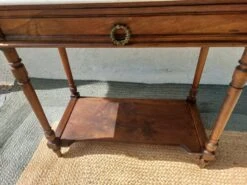 Dressing Table, White Marble Dressing Table -Room Fold Zone 7866c01d 1ea3 43b4 9c59 3eec6dae94a3