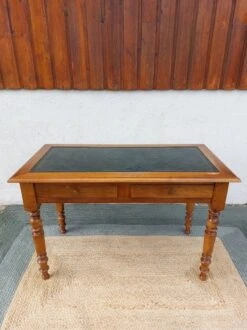 Leather Top Desk, 2 Extensions -Room Fold Zone 7914e58a ed20 49ad a6cc abeb879ed0f4