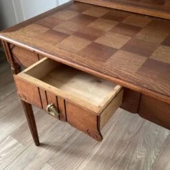 Vintage Art Deco Style Dressing Table -Room Fold Zone 7cb6a330 90ce 42a8 a6ef c606654721d0