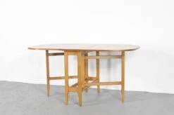 Midcentury Drop Leaf Table In Stunning Teak. Vintage / Modern / Retro / Danish Style 11 Midcentury Drop Leaf Table In Stunning Teak. Vintage / Modern / Retro / Danish Style -Room Fold Zone 7d6b5674 d5d2 480b 990c 0bef70ed32f1