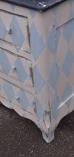 Revamped Chest Of Drawers