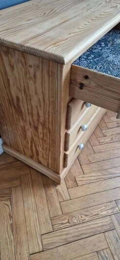 4 Drawer Chest Of Drawers