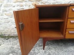 Scandinavian Dressing Table -Room Fold Zone 806a47e9 e658 4f5d a8a3 e83a704bc1c4