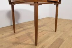 Mid-Century Teak Dining Table And Chairs Set By Hans Olsen For Frem Røjle, Denmark, 1950s, Set Of 5 -Room Fold Zone 84c7cdd6 4a5d 4e5b b462 fae379fa5344