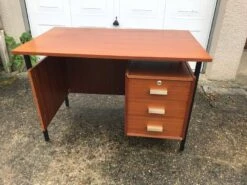 Vintage Teak Desk -Room Fold Zone 850888e9 06f3 4cdd bb73 7960913451eb