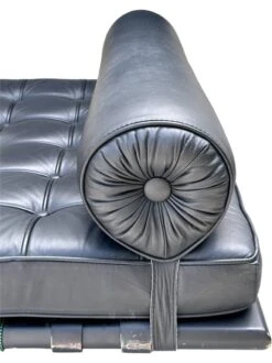 Barcelona Daybed By Ludwig Mies Van Der Rohe Bauhaus For Knoll, 1970 -Room Fold Zone 86ea73a1 0881 4829 8cf0 2653d047f0c2