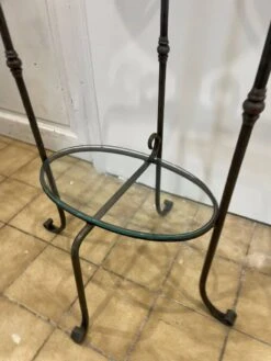 Wrought Iron Toilet Servant -Room Fold Zone 8991420a 01d0 4b47 8ae0 8001bd6bc8f0