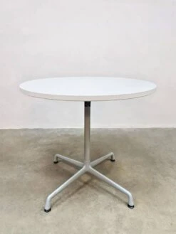 Vintage Design Round Contract Table Vitra Eames