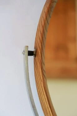 Dressing Table - Large Round Mirror - 1960s -Room Fold Zone 8a09d9e5 848d 4949 ad5b 8d3b1a602ac2