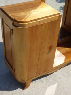 Light Wooden Dressing Table With Large Original Mirror, 1930s 27 Light Wooden Dressing Table With Large Original Mirror, 1930s -Room Fold Zone 8a4e4bef 9d75 493c ac25 f63ba0149f48