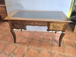 Old Louis XV Style Desk In Solid Oak -Room Fold Zone 8e875f8f 1a72 4195 89d4 26a0ab5d4ea7