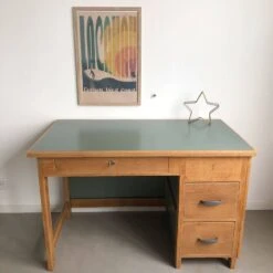 1950s Oak Desk -Room Fold Zone 8f30e6ed 294f 4811 a2bf 4f5fa044e3ac