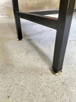 Modernist Desk "Alasia" -Room Fold Zone 9111197c 25f6 4675 8270 e7d7f37793b7