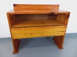 Vintage Pine Desk With Sled Legs From The 70s And 80s -Room Fold Zone 923fa19b ada6 47bf a3cf d6944318e9ec