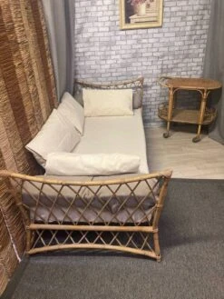 Rattan Bed Bench -Room Fold Zone 92724cbc d1b1 453d 9e1a e54c56072536