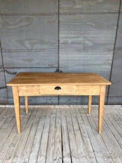 Raw Wood Country Table -Room Fold Zone 92ee8f9d 5467 48bb 99b1 75afcf4d66f0