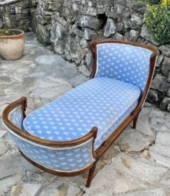 Little Duchess With Swan's Neck In Mahogany, Empire Period 41 Little Duchess With Swan's Neck In Mahogany, Empire Period -Room Fold Zone 940e3548 b0ac 49f3 8d0b 50e5286648c9