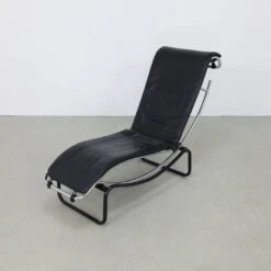 Postmodern Chaise Longue In Leather And Chrome, 1980s -Room Fold Zone 95bb4a35 6e89 4df2 b540 e4b5716b6e2e