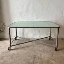 Vintage Moment Desk, Niels Gammelgaard, Ikea, 2000 -Room Fold Zone 983b66d5 93fc 4564 ac0f ca1a29a2b5cb