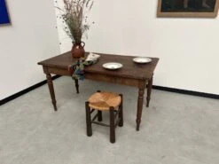 Old Walnut Bistro Table -Room Fold Zone 9a8f4157 bded 49e6 a207 e4349afc1840