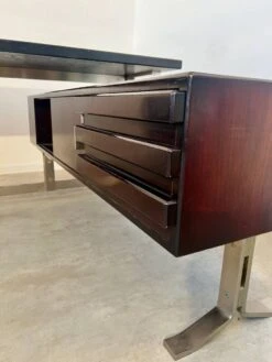 Vintage President Corner Desk In Rosewood Design By Gianni Moscatelli Vintage -Room Fold Zone 9b959519 346f 41ea ba3d 363468b743aa