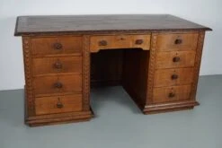 Antique Dutch Carved Oak Art Nouveau Desk / Shop Counter, Early 20th Century -Room Fold Zone 9e594941 dbbf 4093 9d2b d359788d980e