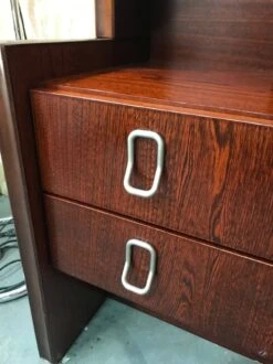 Vintage Dressing Table From The 70s -Room Fold Zone 9fe716dd dd21 45ea a8f6 8ba428faf1c8