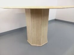 Vintage Octagonal Travertine Dining Table From The 70s 80s 25 Vintage Octagonal Travertine Dining Table From The 70s 80s -Room Fold Zone a0f7697a d8f1 42de 91a7 f62908b6cccb