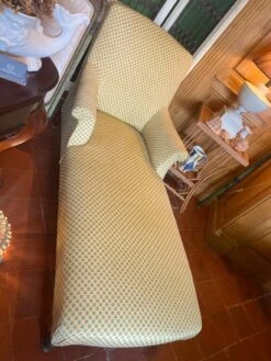 Old Chaise Longue -Room Fold Zone a199747d 54f2 4078 99be cc1f24273b43