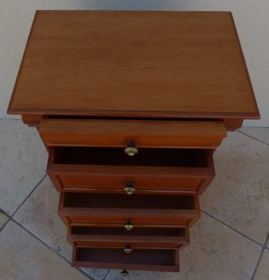 Louis Philippe Style Chest Of Drawers With 5 Drawers And Brass Buttons – Very Good Condition 5 Louis Philippe Style Chest Of Drawers With 5 Drawers And Brass Buttons – Very Good Condition - Image 3