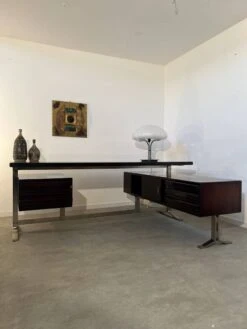 Vintage President Corner Desk In Rosewood Design By Gianni Moscatelli Vintage -Room Fold Zone a4420948 bcea 47d4 bae7 461df2f252f2